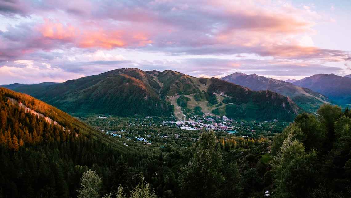 New Sixt Branch Opens at Aspen Airport | SIXT rent a car Magazine